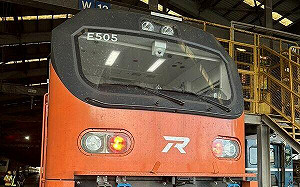 提升安全！台鐵推動5年提升計畫 E500電力機車9月投入營運