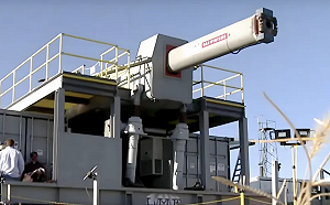 071艦船頭部署這武器! 全球首套大規模雷射系統上場 未來海戰格局恐大變