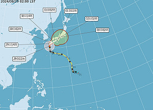 全台續飆高溫!中颱珊珊「迷蹤步」登陸日本估挾驚人降雨釀嚴重災情