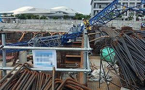 高雄鳳山工地工安意外 疑天車傾倒釀1死1重傷
