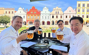 吳釗燮出訪捷克 韋德齊、艾達莫娃熱情接待