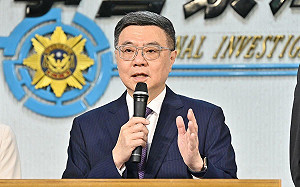 全國同步掃黑、肅槍成果卓著 卓榮泰：一則以喜一則以憂