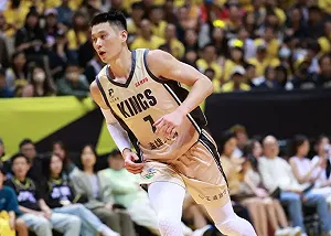 林書豪提拍上陣打匹克球!對決名將張德培