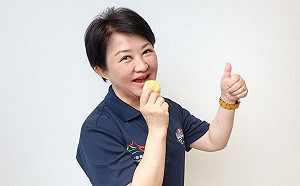 拍續集中秋買優採 盧秀燕以行動力挺身障朋友