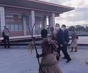 中國輸出革命的活證據!中非論壇大撒幣 辛巴威總統憶南京受「革命教育」