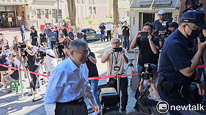 京華城弊案》 柯文哲30分鐘閱卷完成 下午2點重開羈押庭      