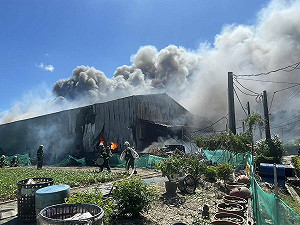 社子島工廠大火 北市:濃煙影響士林、北投、五股、八里 佩戴口罩關門窗