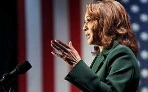 美大選民調：賀錦麗在佛州與德州跟川普差距近誤差範圍 