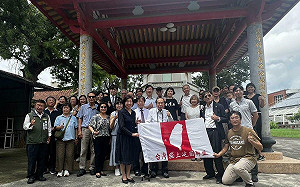 台灣獨立運動先驅王育德骨灰回台 75年後安置台南法華寺