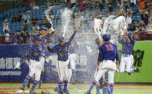 U18亞青棒林鉑濬後援穩守 台灣勝日本睽違17年奪冠