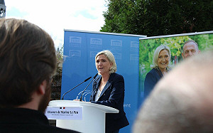 人嘞？法極右翼遭判刑領袖集會高喊政治迫害 群眾不賞臉