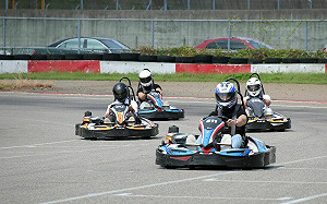 賽車狂熱來襲！中市府推薦搭乘台灣好行來趟賽車小旅行