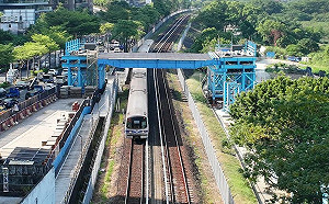 淡北道路施工便橋主梁吊裝完成 預計10月中旬啟用