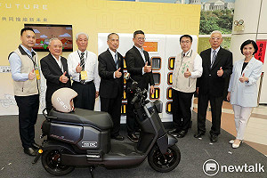 中油電動機車電池換電站台南為首發城市 黃偉哲邀市民響應淨零碳排