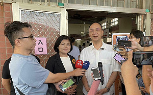 過半民意不認柯文哲受政治迫害 朱立倫：媒體不能變辦案來源