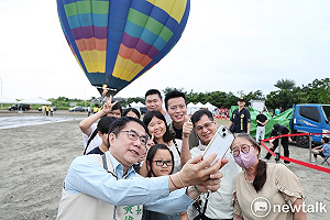 濱海韶光季首度引入熱氣球繫留體驗  黃偉哲邀民眾欣賞將軍漁港空中美景