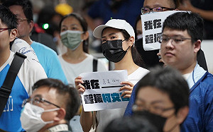 民眾黨嘉義開講挺柯文哲　張啓楷提凍結總統府預算訴司法人權