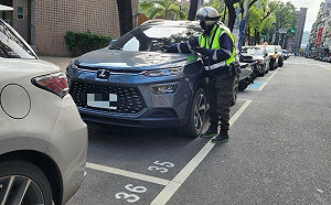 中秋月圓人團圓 新北路邊停車格平日收費路段暫停收費
