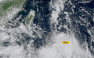 熱帶擾動明靠近台灣！專家：週末「這三地」有強降雨