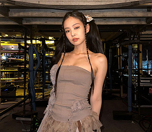 Jennie室內吸菸道歉了!「道歉原因」曝光網氣炸:根本沒心