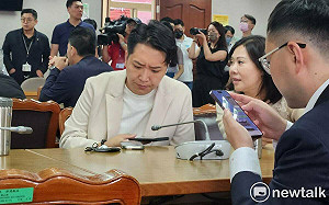 羅廷瑋棄權遭親藍媒體人狂罵 他納悶：這些人不估狗能知道他的選區嗎？