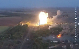 (影) 庫爾斯克成絞肉機! 日投1300炸彈 射4.5萬枚砲彈 俄仍攻不下烏軍陣地