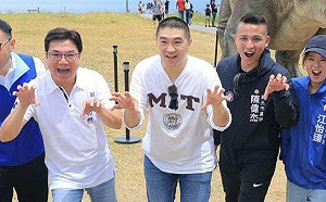 謝國樑面罷免又爆爭議 基隆潮境AR恐龍園區遭控標案圖利、違建