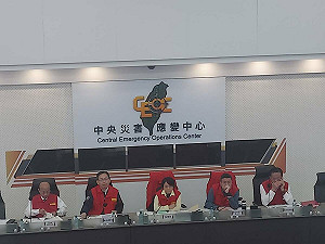 山陀兒颱風釀2死逾百傷2失蹤! 劉世芳喊話民眾勿往再前往海邊觀浪