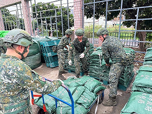 (影)提升「山陀兒」颱風災防應變至最高警戒 第四作戰區完成整備