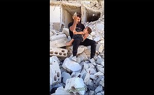 (影) 人死手指還會動? 巴勒斯坦民眾拍假死傷影片 近東工程處也參與！