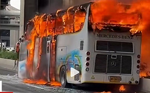 (影) 曼谷校車起火25人慘遭活活燒死 泰總理哽咽落淚表最深切哀悼