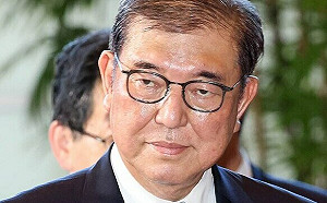 石破茂暗示不升息日元走貶 日股收漲