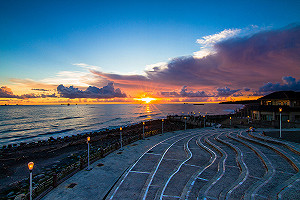 想在海邊露營就去旗津！ 玩水、看夕陽浪漫破表