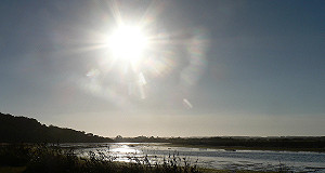 全台高溫炎熱  中南部山區午後強陣雨