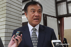 實習記者丟水球 蘇嘉全：報社應對外說明