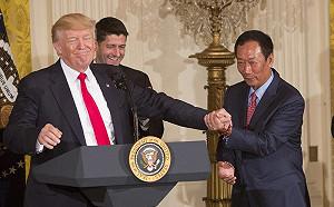 台灣第1  郭台銘白宮宣布鴻海投資美國100億美元