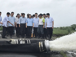 蔡總統南下勘災  屏東列農損現金救助區
