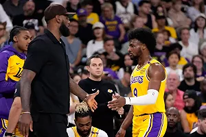 NBA熱身賽/詹皇、AD都沒打!湖人不敵灰狼