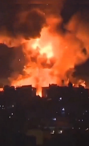 (影) 哈瑪斯恐襲周年! 以百架戰機再襲黎巴嫩 城區轟成火海 真主黨200火箭彈回擊