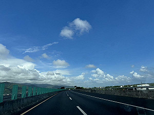 初三返工、出遊車潮湧現!午後國道17易塞路段這裡看