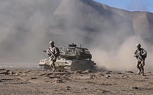 防FPV自殺無人機攻擊 解放軍攻台一線火力突擊「黑豹」加裝鐵籠