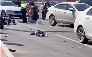 (影）又是惡意衝撞學生 又是山東泰安！同地上月才11死13傷 昨再釀2死3傷 