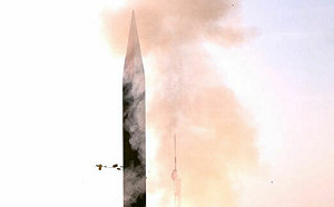 胡塞稱用16馬赫導彈轟以！鐵穹難攔彈道飛彈 以軍靠箭-3與愛國者補空防