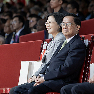 TVBS稱蔡英文PO照「切割陳水扁」 蔡辦斥刻意誤導:IG、Threads都有