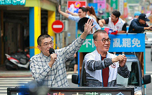 李四川車掃挺樑 謝國樑批林右昌市府：沒做騎樓整平