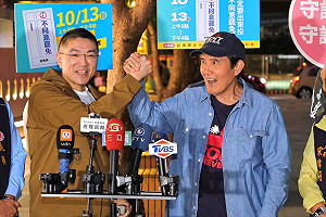 死亡or勝利之握?謝國樑「握馬英九的手就感覺到力量」被握了十次