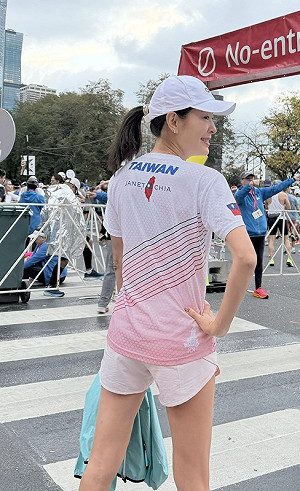 「原來」賈永婕到美國芝加哥跑馬拉松 變相讓世界看見台灣
