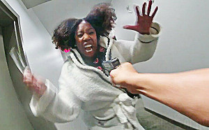 「黑命貴」活躍分子用刀攻擊警察被擊斃 網路掀起種族歧視爭議