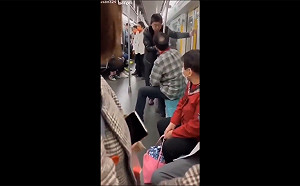 中國仇恨教育再添一筆！ 北京男挑釁美籍北大教授被暴打 網：剛好而已