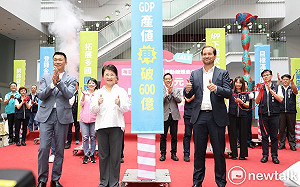 多國駐台代表陪同宣告台中購物節開跑 盧秀燕：國外旅客也可以抽獎